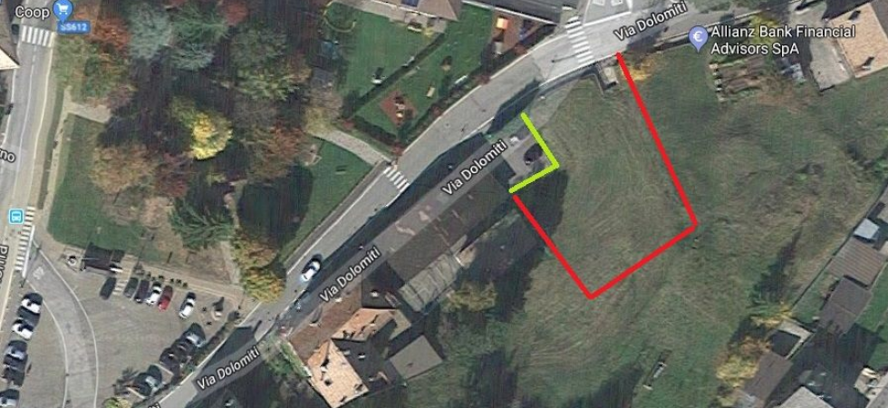 Cresce il fronte del No'' al parcheggio all'area ex bocce, sarebbero stati trovati reperti archeologici al primo colpo di